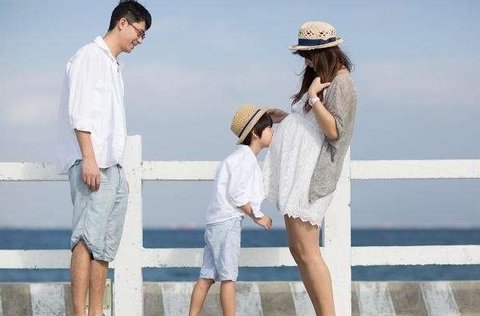 代生供卵宝宝发烧能否洗澡？
